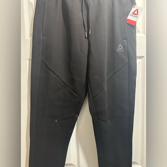 NWT Reebok Mens Momentum Jogger - Picture 5 of 10